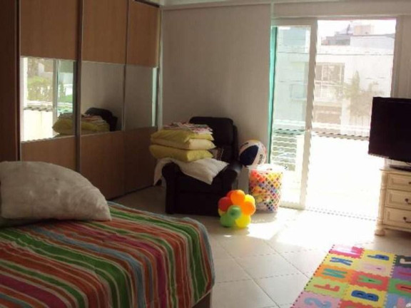 Imagem Casa com 4 Quartos à Venda, em Alphaville I - Salvador Imagem Casa com 4 Quartos à Venda, em Alphaville I - Salvador