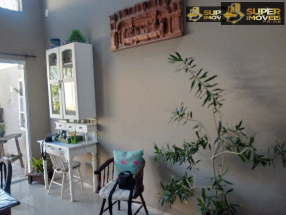Imagem Casa com 3 Quartos à Venda, 221 m² em Laranjal - Pelotas