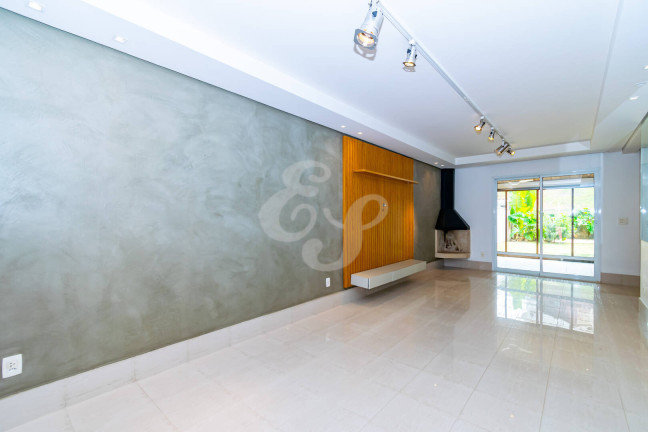 Imagem Casa de Condomínio com 3 Quartos para Alugar, 195 m² em Alphaville - Santana De Parnaíba Imagem Casa de Condomínio com 3 Quartos para Alugar, 195 m² em Alphaville - Santana De Parnaíba