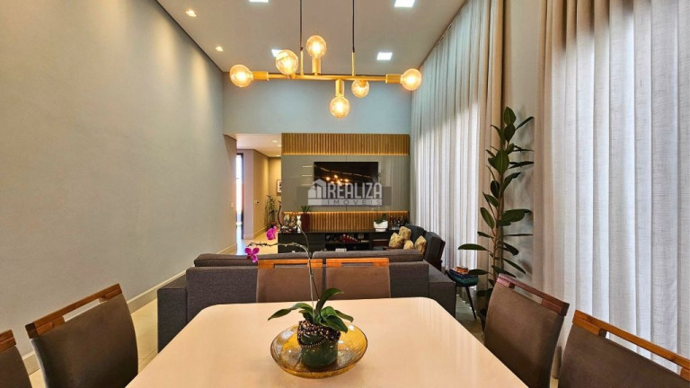 Imagem Casa de Condomínio com 3 Quartos à Venda, 429 m² em Recreio Dos Bandeirantes - Uberaba Imagem Casa de Condomínio com 3 Quartos à Venda, 429 m² em Recreio Dos Bandeirantes - Uberaba