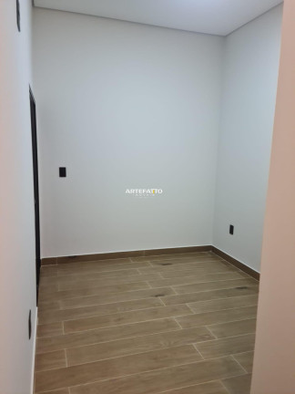 Imagem Casa com 2 Quartos à Venda, 125 m² Imagem Casa com 2 Quartos à Venda, 125 m²