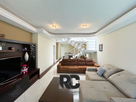 Imagem Casa com 4 Quartos à Venda, 260 m² em Aruã - Mogi Das Cruzes Imagem Casa com 4 Quartos à Venda, 260 m² em Aruã - Mogi Das Cruzes
