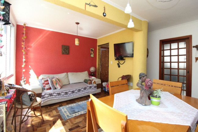 Imagem Imóvel com 3 Quartos à Venda, 67 m² em Menino Deus - Porto Alegre Imagem Imóvel com 3 Quartos à Venda, 67 m² em Menino Deus - Porto Alegre
