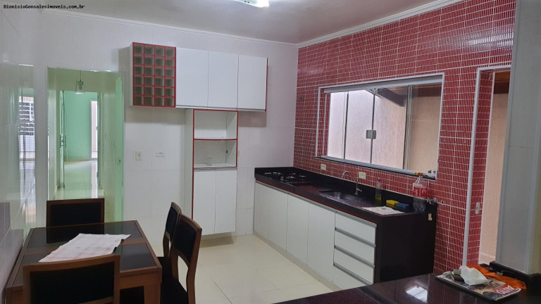 Imagem Casa com 2 Quartos à Venda, 139 m² em Centro - Peruíbe