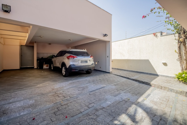 Sobrado com 3 Quartos à Venda, 256 m² em Vila Ipojuca - São Paulo