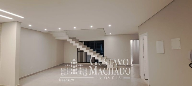 Imagem Imóvel com 3 Quartos à Venda, 215 m² em Jardim Belvedere - Volta Redonda Imagem Imóvel com 3 Quartos à Venda, 215 m² em Jardim Belvedere - Volta Redonda