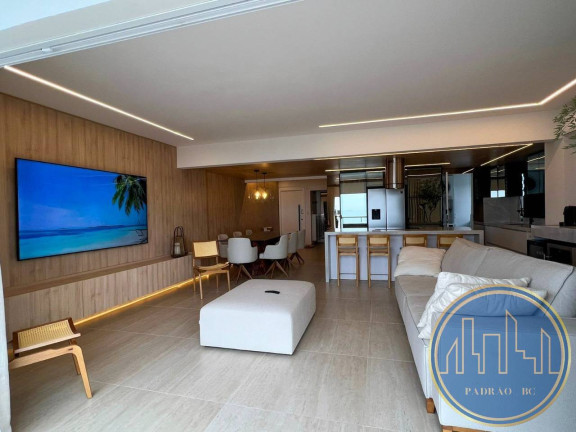 Imagem Apartamento com 4 Quartos para Temporada,  em Centro - Balneário Camboriú