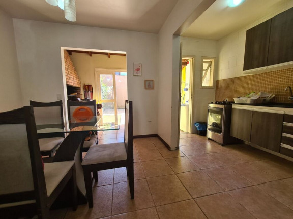 Imagem Casa com 2 Quartos à Venda, 95 m² em Hípica - Porto Alegre Imagem Casa com 2 Quartos à Venda, 95 m² em Hípica - Porto Alegre