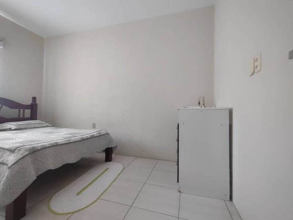 Imagem Casa com 6 Quartos à Venda, 180 m² em Penha Imagem Casa com 6 Quartos à Venda, 180 m² em Penha