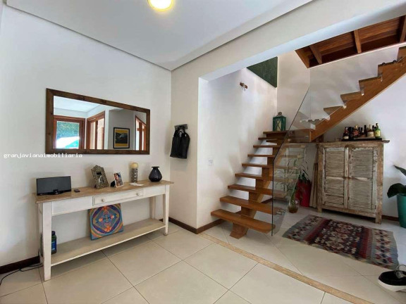 Imagem Casa à Venda, em Chácara Das Candeias - Carapicuíba Imagem Casa à Venda, em Chácara Das Candeias - Carapicuíba