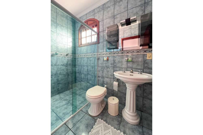 Imagem Casa com 3 Quartos à Venda, em Igara - Canoas Imagem Casa com 3 Quartos à Venda, em Igara - Canoas