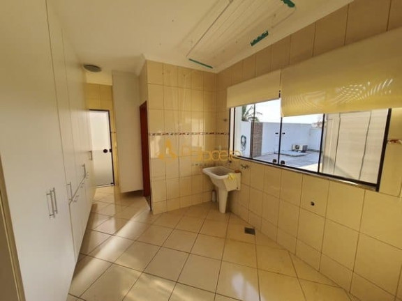 Imagem Casa com 3 Quartos à Venda, 432 m² em Nossa Senhora Do Perpétuo Socorro - Pindamonhangaba Imagem Casa com 3 Quartos à Venda, 432 m² em Nossa Senhora Do Perpétuo Socorro - Pindamonhangaba