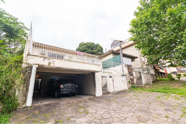 Imagem Casa com 3 Quartos à Venda, 158 m² em Chácara Das Pedras - Porto Alegre Imagem Casa com 3 Quartos à Venda, 158 m² em Chácara Das Pedras - Porto Alegre
