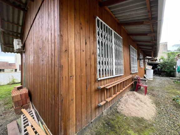 Imagem Casa com 3 Quartos à Venda, 92 m² em Costeira - Balneário Barra Do Sul Imagem Casa com 3 Quartos à Venda, 92 m² em Costeira - Balneário Barra Do Sul