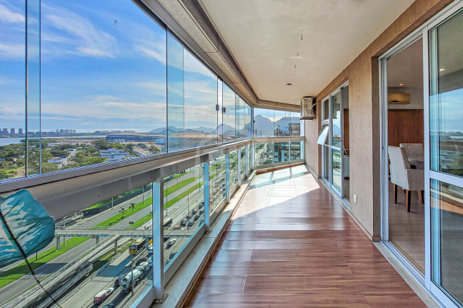 Imagem Cobertura com 4 Quartos à Venda, 318 m² em Jacarepaguá - Rio De Janeiro