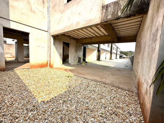 Imagem Casa com 3 Quartos à Venda, 183 m² em Glória - Joinville Imagem Casa com 3 Quartos à Venda, 183 m² em Glória - Joinville