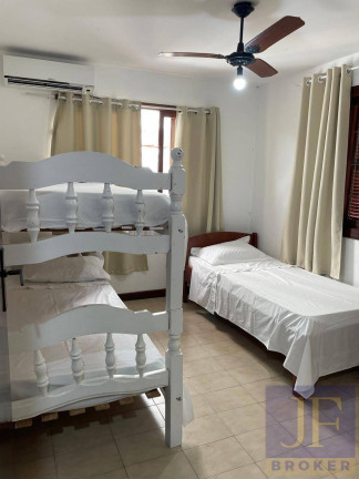 Imagem Casa com 3 Quartos para Temporada, 250 m² em Canasvieiras - Florianópolis Imagem Casa com 3 Quartos para Temporada, 250 m² em Canasvieiras - Florianópolis