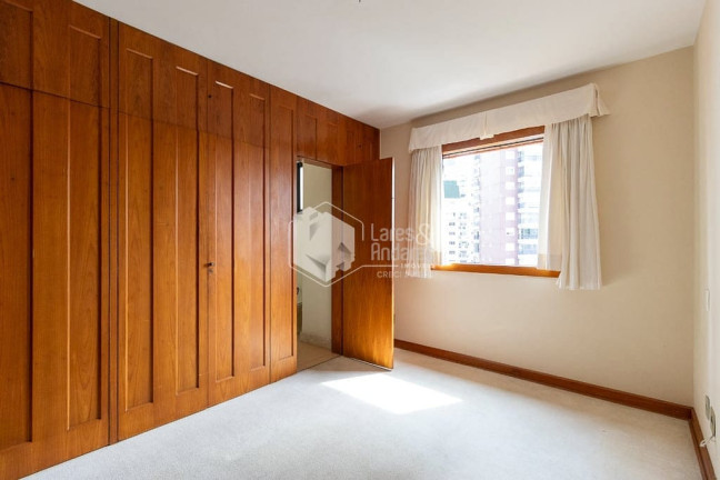 Imagem Apartamento com 3 Quartos à Venda, 325 m² em Moema - São Paulo Imagem Apartamento com 3 Quartos à Venda, 325 m² em Moema - São Paulo