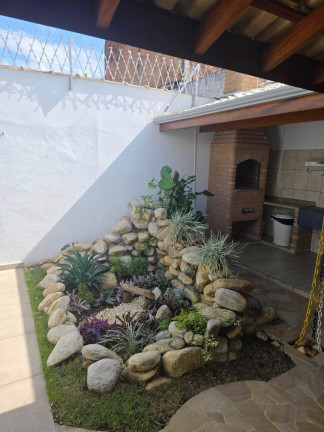 Imagem Casa com 2 Quartos à Venda, 168 m² em Santana - Pindamonhangaba Imagem Casa com 2 Quartos à Venda, 168 m² em Santana - Pindamonhangaba