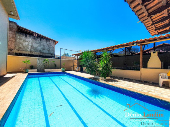 Imagem Casa com 3 Quartos à Venda, 200 m² em Morada Do Parque - Montes Claros