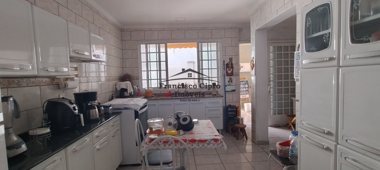 Imagem Sobrado com 2 Quartos à Venda, 180 m² em Cohab - Guaratinguetá Imagem Sobrado com 2 Quartos à Venda, 180 m² em Cohab - Guaratinguetá