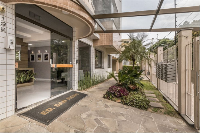Imagem Imóvel com 3 Quartos à Venda, em Jardim Itu - Porto Alegre Imagem Imóvel com 3 Quartos à Venda, em Jardim Itu - Porto Alegre