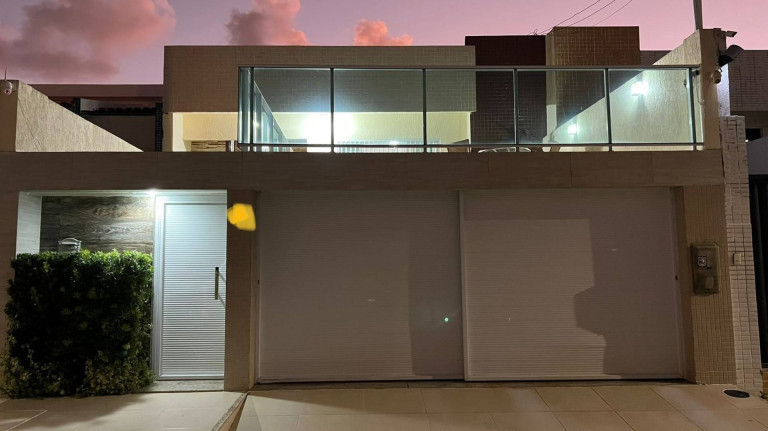 Imagem Casa com 4 Quartos à Venda, 223 m² em Farolândia - Aracaju Imagem Casa com 4 Quartos à Venda, 223 m² em Farolândia - Aracaju