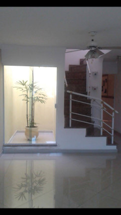 Imagem Sobrado com 3 Quartos à Venda, 107 m² em Vila Carrão - São Paulo