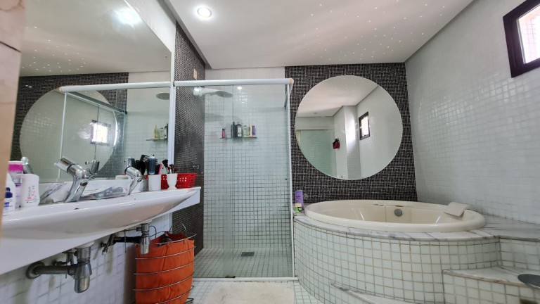 Imagem Imóvel com 4 Quartos à Venda, 385 m² em Jurunas - Belém Imagem Imóvel com 4 Quartos à Venda, 385 m² em Jurunas - Belém
