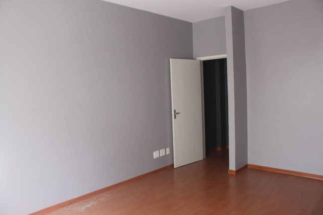 Imagem Imóvel à Venda, 33 m² em Bom Fim - Porto Alegre Imagem Imóvel à Venda, 33 m² em Bom Fim - Porto Alegre