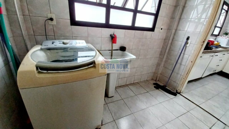 Imagem Apartamento com 3 Quartos à Venda, 179 m² Imagem Apartamento com 3 Quartos à Venda, 179 m²