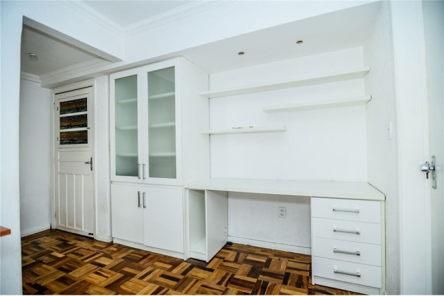 Imagem Imóvel com 1 Quarto à Venda, em Jardim Lindóia - Porto Alegre Imagem Imóvel com 1 Quarto à Venda, em Jardim Lindóia - Porto Alegre
