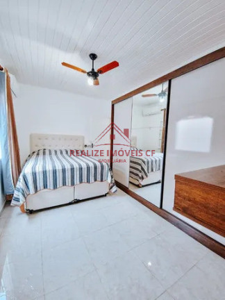 Imagem Casa com 5 Quartos à Venda, 200 m² em Braga - Cabo Frio