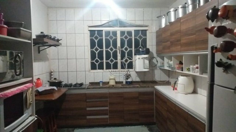 Imagem Casa com 6 Quartos à Venda, 160 m² em Recanto Das Emas - Brasília Imagem Casa com 6 Quartos à Venda, 160 m² em Recanto Das Emas - Brasília