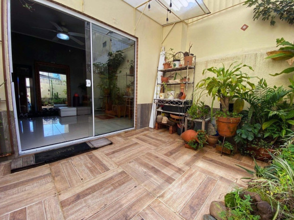 Imagem Apartamento com 1 Quarto à Venda, 54 m² em Petrópolis - Porto Alegre Imagem Apartamento com 1 Quarto à Venda, 54 m² em Petrópolis - Porto Alegre