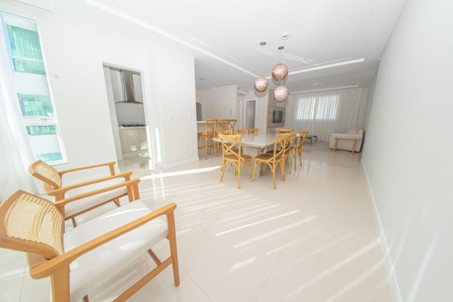 Imagem Apartamento com 4 Quartos à Venda, 150 m² em Centro - Balneário Camboriú Imagem Apartamento com 4 Quartos à Venda, 150 m² em Centro - Balneário Camboriú
