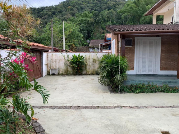 Imagem Casa com 5 Quartos à Venda, 150 m² em Perequê-mirim - Ubatuba Imagem Casa com 5 Quartos à Venda, 150 m² em Perequê-mirim - Ubatuba