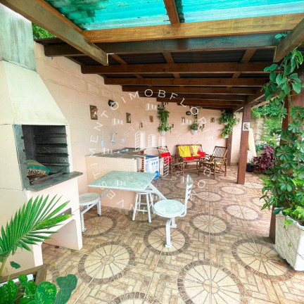 Imagem Casa com 3 Quartos à Venda, 120 m² em Enseada Do Brito (ens Brito) - Palhoça Imagem Casa com 3 Quartos à Venda, 120 m² em Enseada Do Brito (ens Brito) - Palhoça
