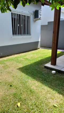 Imagem Casa com 2 Quartos à Venda,  em São João Do Rio Vermelho - Florianópolis
