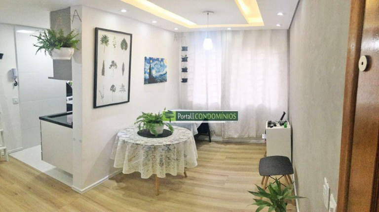 Imagem Apartamento com 2 Quartos à Venda, 42 m² em Mercês - Curitiba