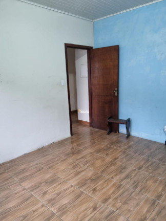 Imagem Casa com 3 Quartos à Venda, 120 m² em Restinga - Porto Alegre Imagem Casa com 3 Quartos à Venda, 120 m² em Restinga - Porto Alegre