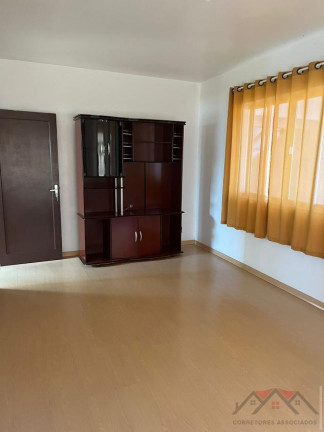 Imagem Sobrado com 6 Quartos à Venda, 443 m² em Nova Brasília - Joinville