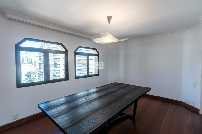 Imagem Apartamento com 3 Quartos para Alugar, 240 m² em Itaim Bibi - São Paulo Imagem Apartamento com 3 Quartos para Alugar, 240 m² em Itaim Bibi - São Paulo