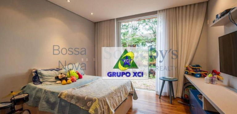 Imagem Casa com 3 Quartos à Venda, 710 m² em Gramado - Campinas Imagem Casa com 3 Quartos à Venda, 710 m² em Gramado - Campinas