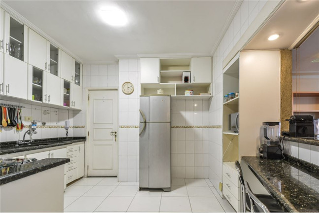 Imagem Imóvel com 3 Quartos à Venda, em Pinheiros - São Paulo Imagem Imóvel com 3 Quartos à Venda, em Pinheiros - São Paulo