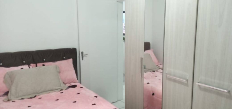 Imagem Apartamento com 2 Quartos à Venda, 46 m² em Argentina - Criciúma
