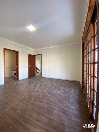 Imagem Casa com 3 Quartos à Venda, em Pagani - Palhoça Imagem Casa com 3 Quartos à Venda, em Pagani - Palhoça