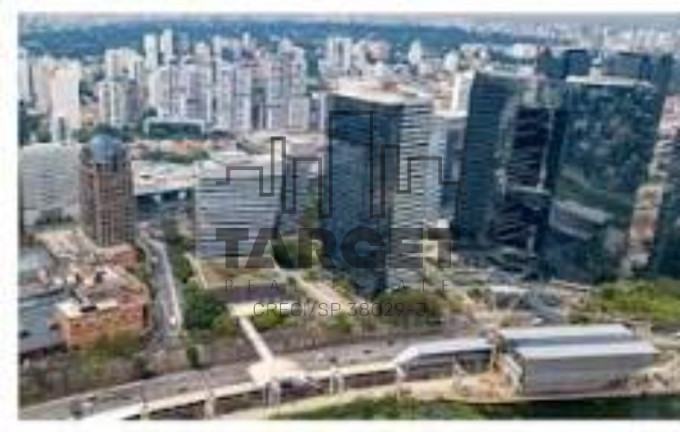 Imóvel para Alugar, 1.360 m² em Vila Cordeiro - São Paulo