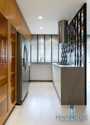 Imagem Cobertura com 4 Quartos à Venda, 310 m² em Centro - Balneário Camboriú Imagem Cobertura com 4 Quartos à Venda, 310 m² em Centro - Balneário Camboriú
