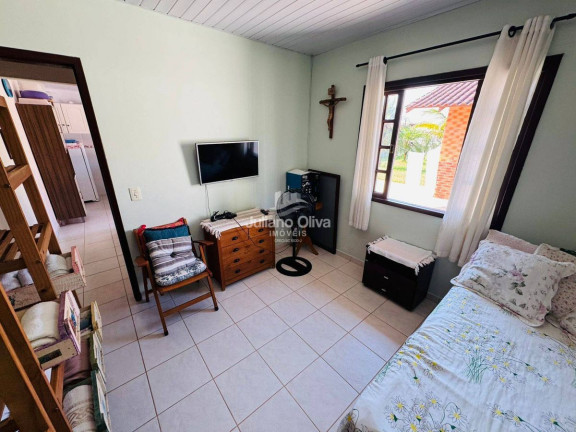 Imagem Casa com 2 Quartos à Venda, 85 m² em Barra Do Sai - Itapoá